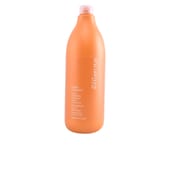 Urban Moisture Hydro-Nourishing Shampoo Dry Hair 980 ml di Shu Uemura