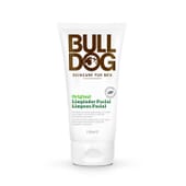 O Bulldog Original Gel de Limpeza Facial não contém corantes nem fragrâncias sintéticas.