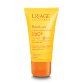 Bariésun Creme Cor Dourado SPF50 protege as peles delicadas e sensíveis do sol.